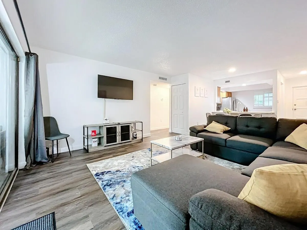 Apartment Clearwater Spacious Getaway- Comfort &Convenience United States