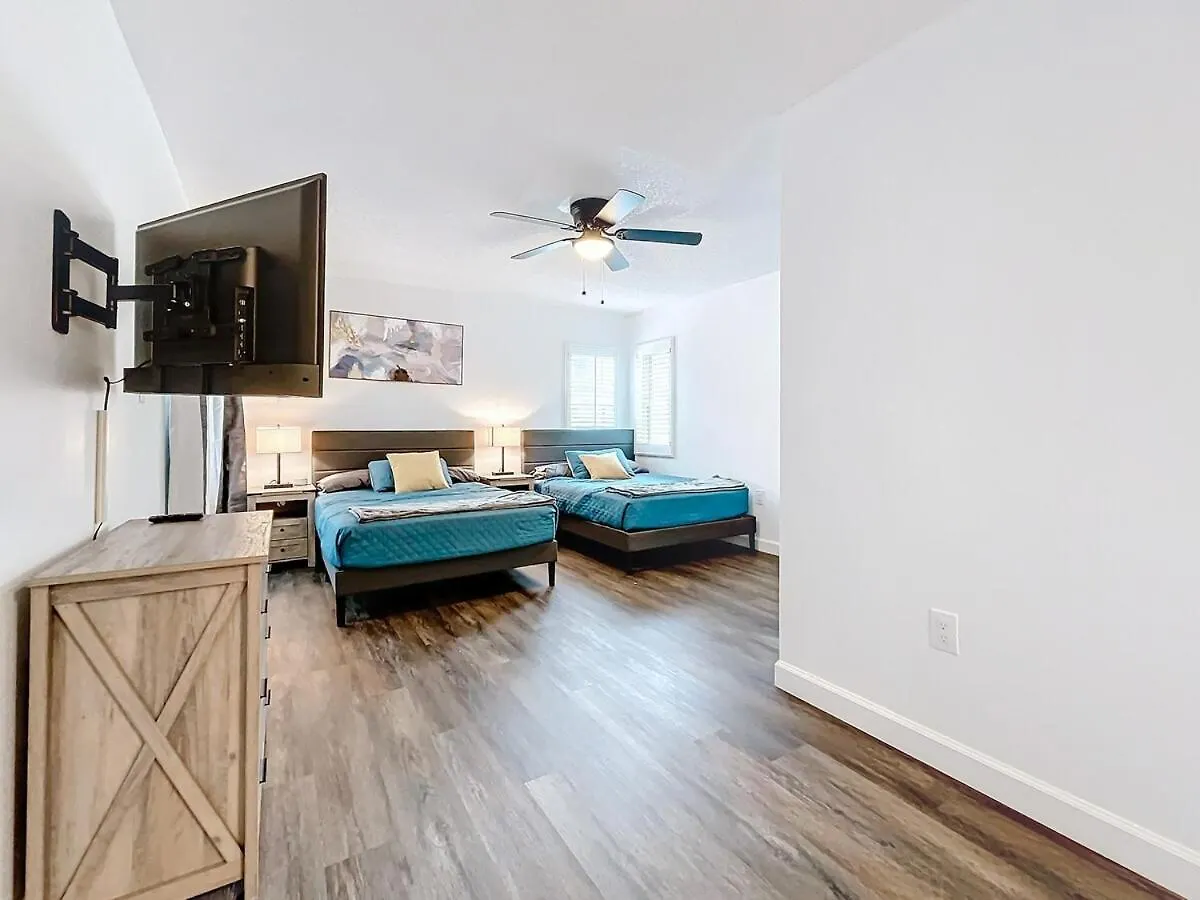 Apartment Clearwater Spacious Getaway- Comfort &Convenience United States