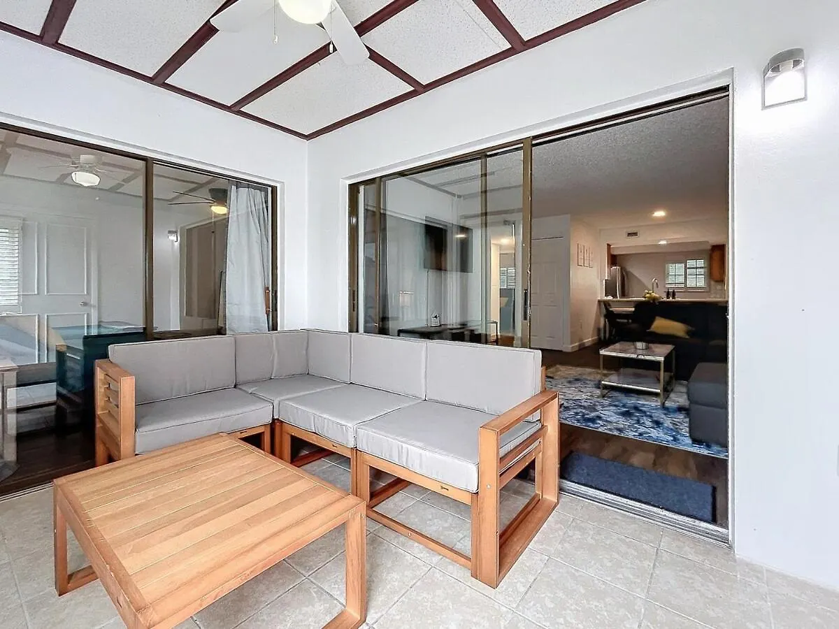 Apartment Clearwater Spacious Getaway- Comfort &Convenience